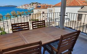 Villa Sisa Apartment